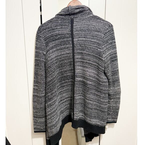 Ann Taylor Women’s M Black White Open Front Drape Cardigan Soft Knit Sweater - Picture 3 of 7